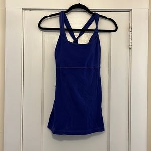 Lululemon workout top